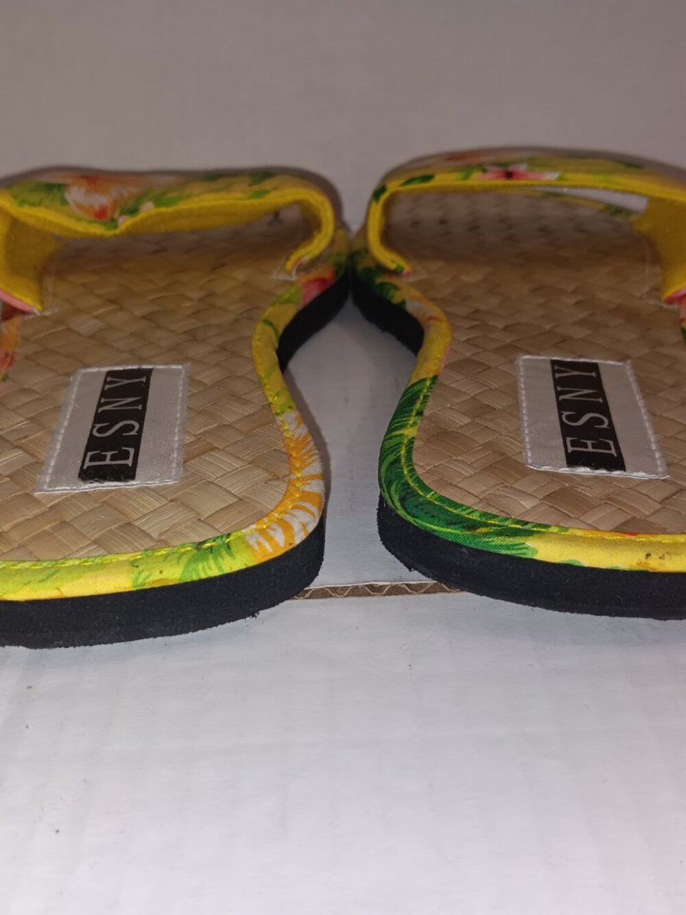 ESNY LIGHTWEIGHT TROPICAL HAWAIIAN PRINT  SANDAL SLIDES - Picture 6 of 9